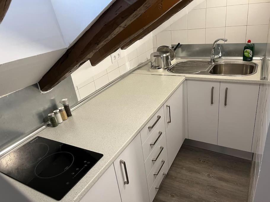 New Quiet Apartment Free Wifi In Gran Via Downtown Мадрид Екстериор снимка